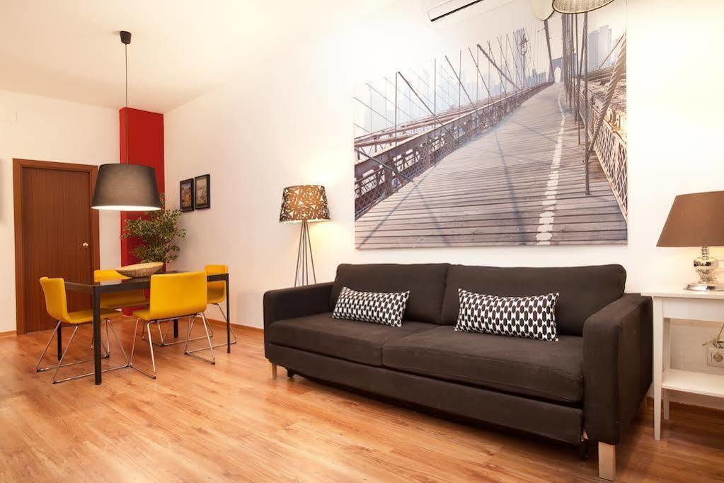 Portal Del Angel Barcelona Apartment Екстериор снимка